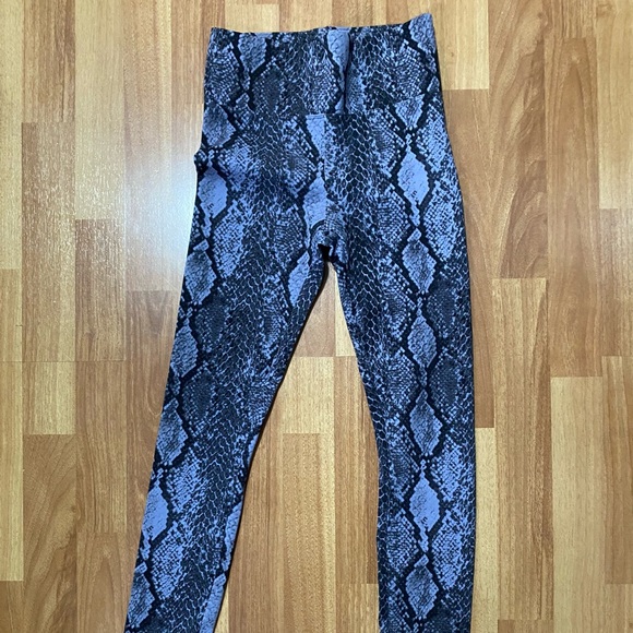 Snake skin express leggings - Picture 2 of 2